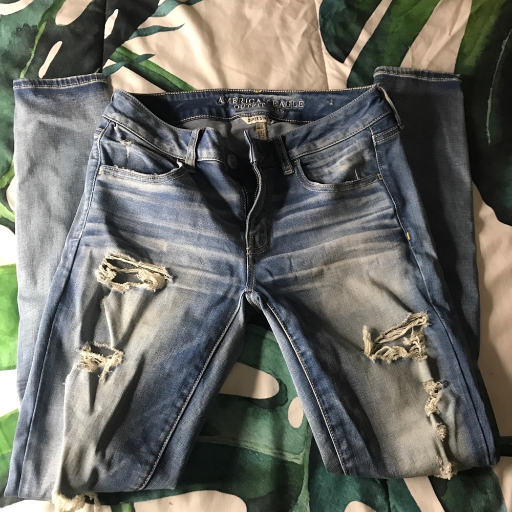 American Eagle Ripped Denim Jeans